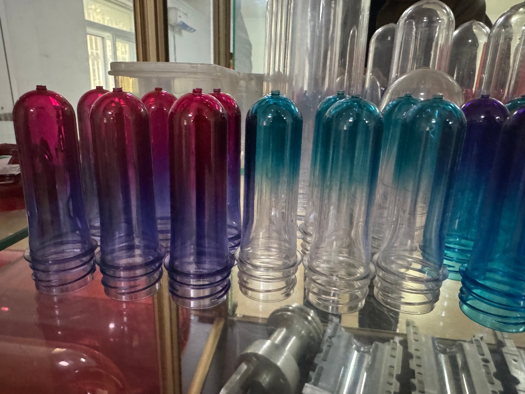 PET双色渐变瓶胚