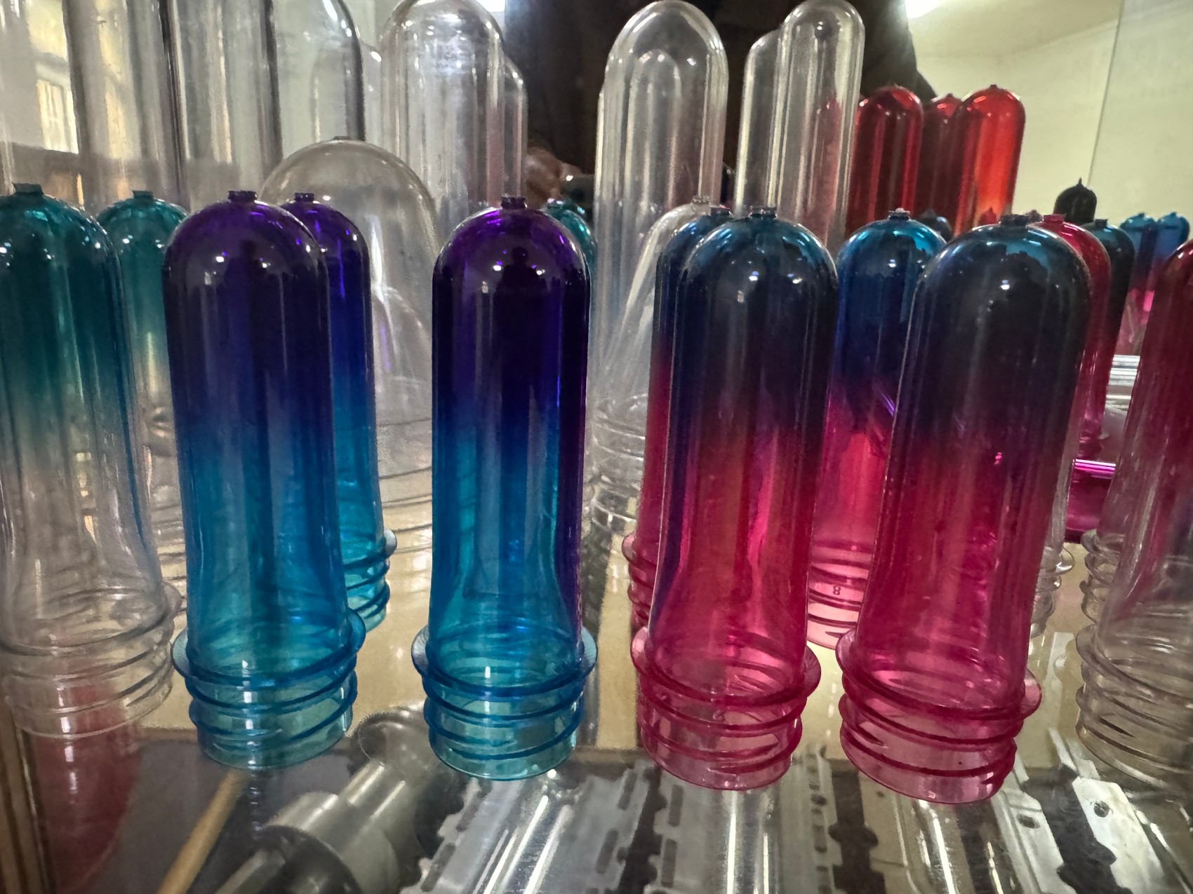 PET双色渐变瓶胚